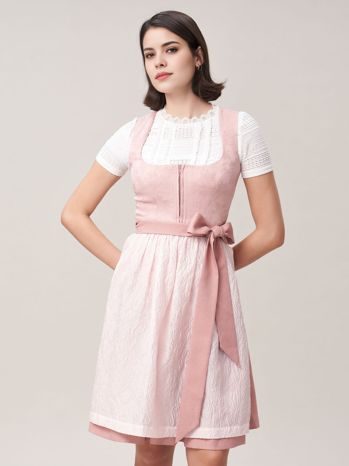 Dirndl Grün mit rosa Bluse