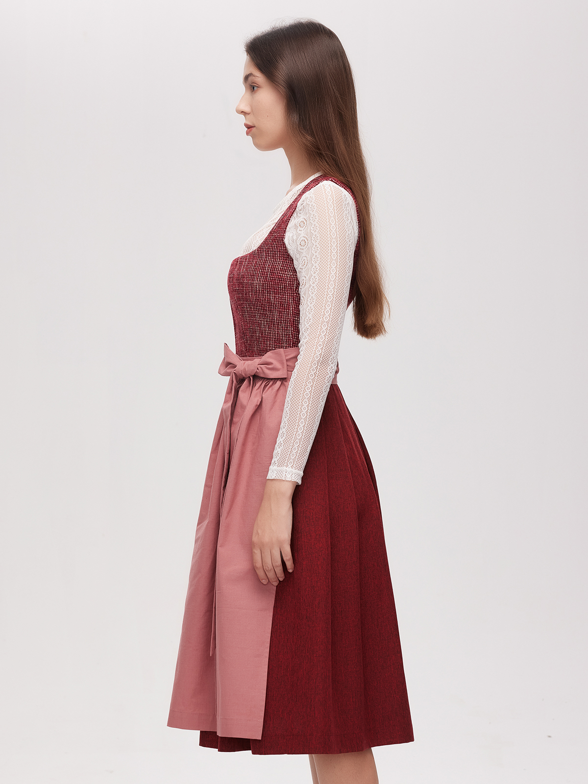 Dirndl mit Hakenverschluss in Rot