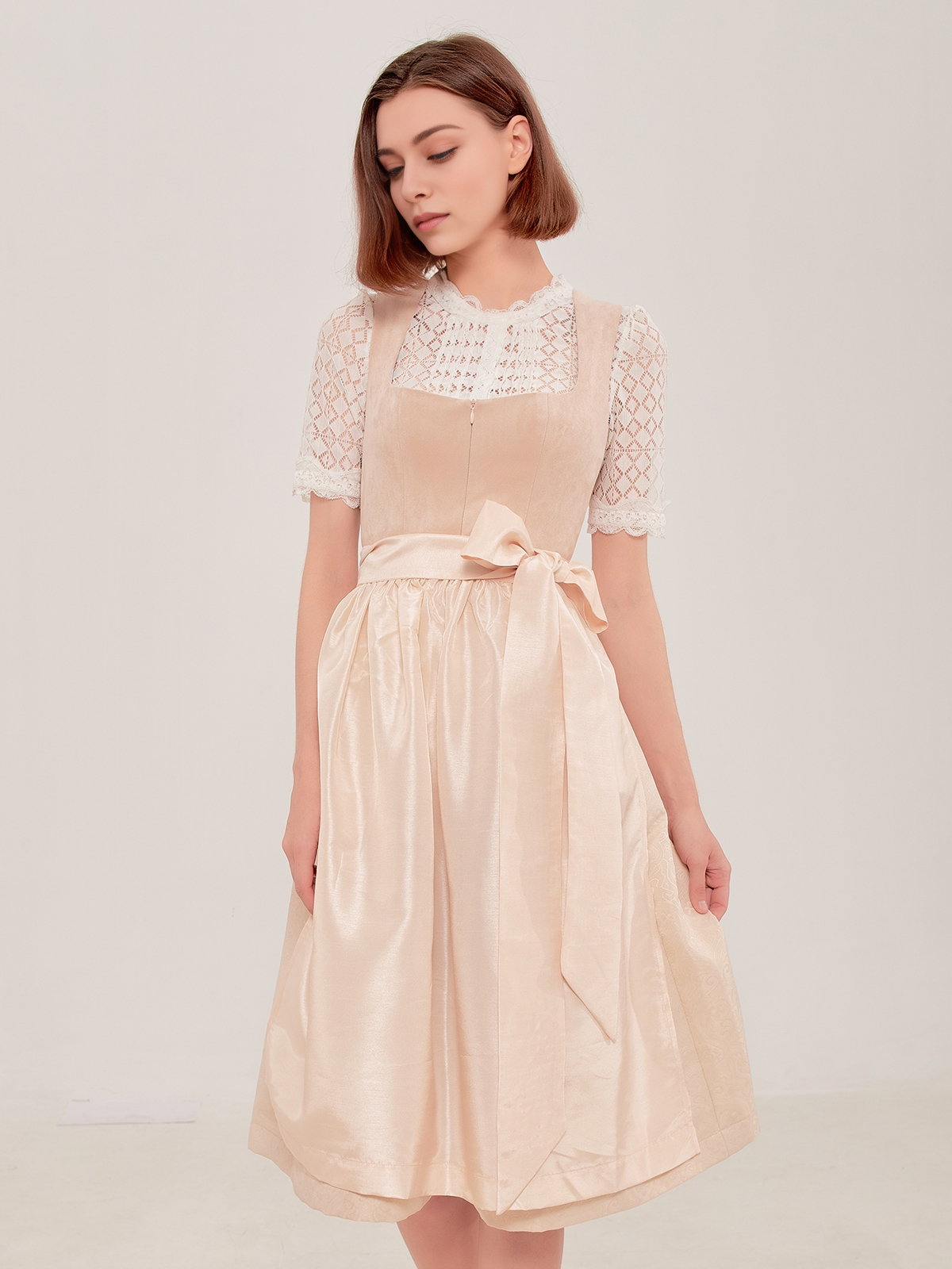 Dirndlbluse langarm durchsichtig in Beige