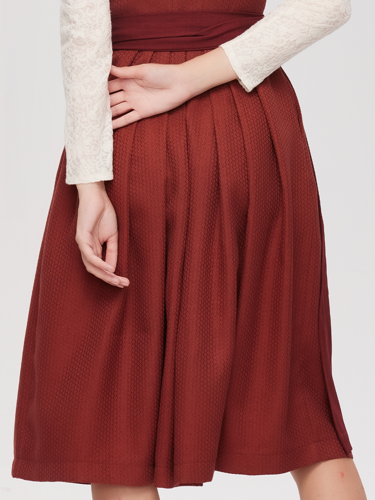 Dirndl in Rot – stilvoll und auffällig
