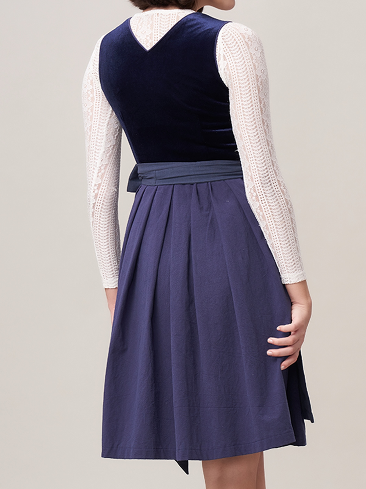 Dirndl in Blau