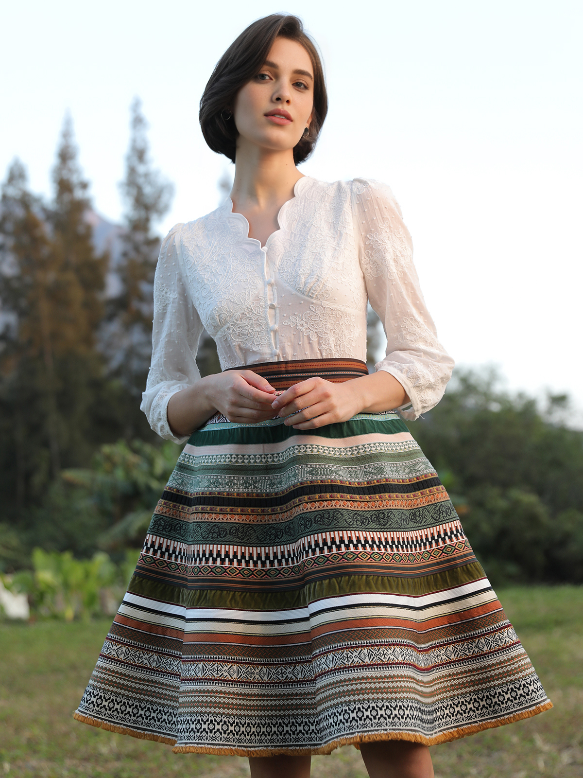 Elegantes grünes Dirndl von Jamei