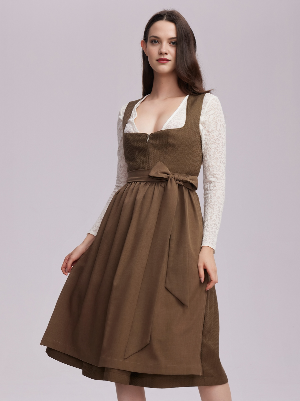 Traditionelles Dirndl in Grün