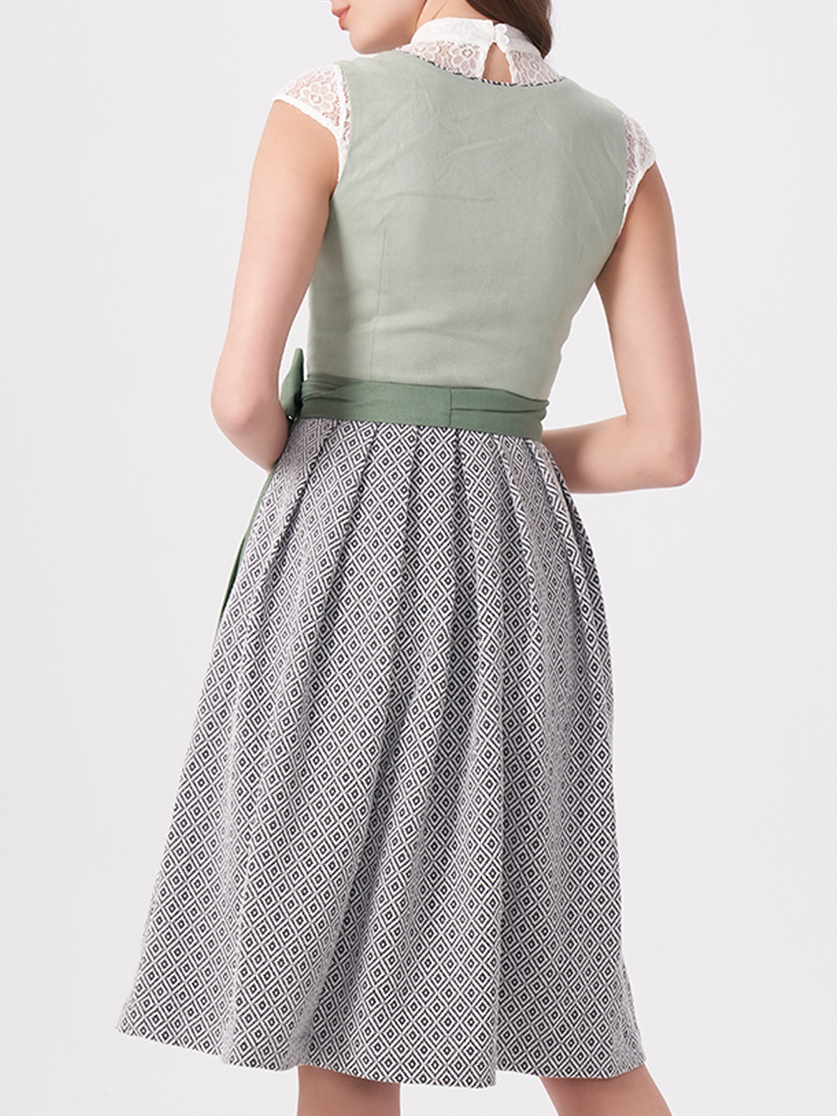 Modernes grünes Dirndl mit innovativen Details