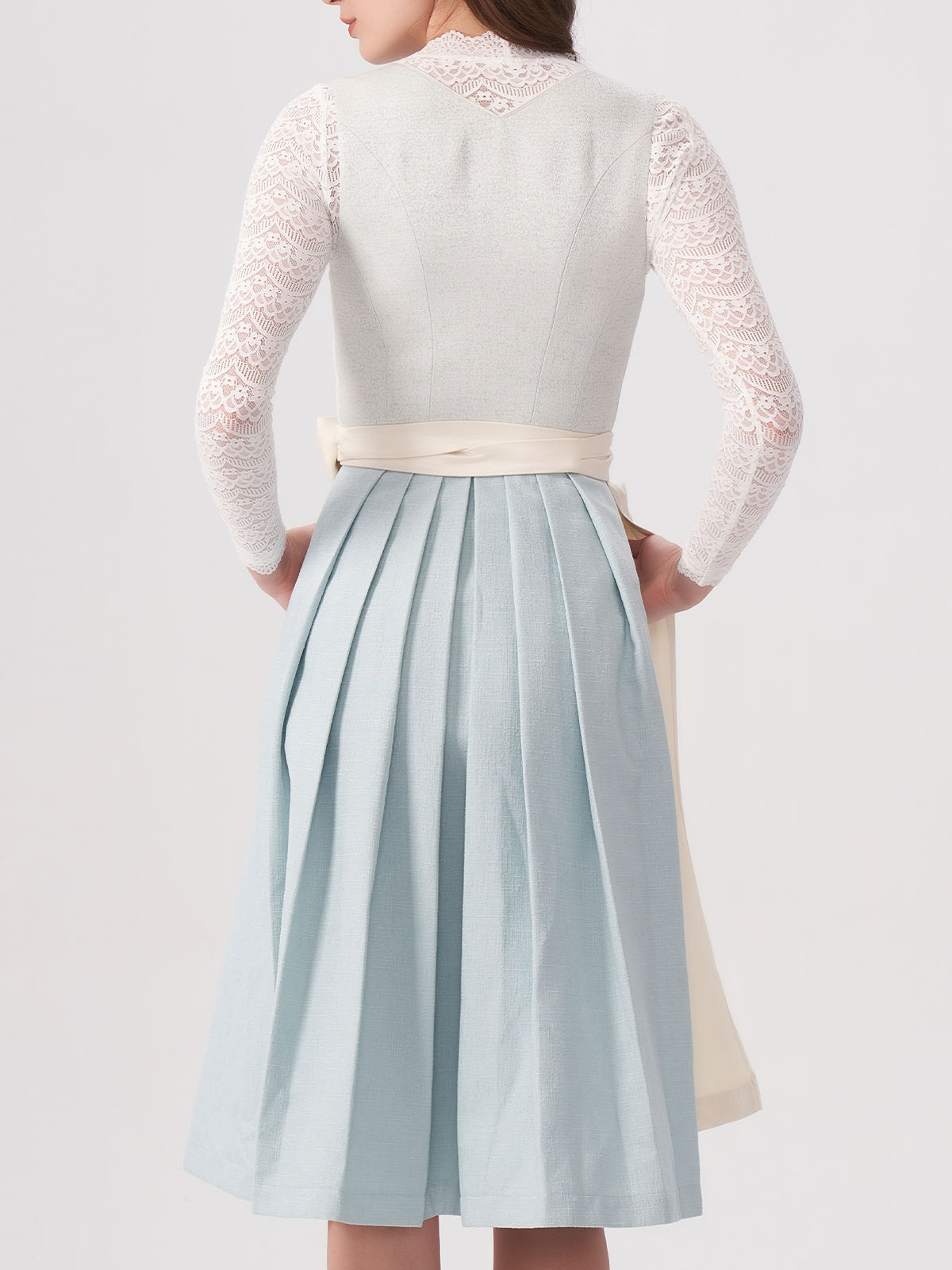 Elegantes blaues Ehreer Dirndl