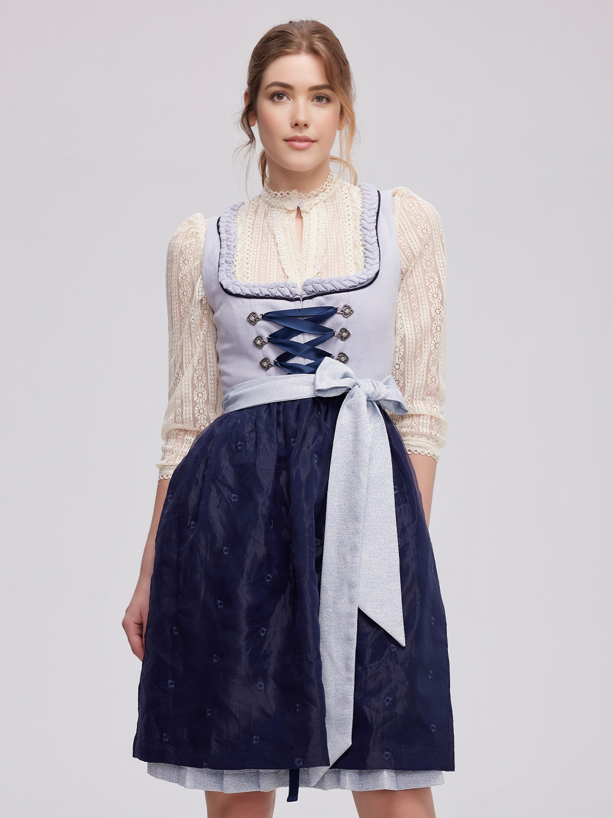 Kurze Bluse in Blau