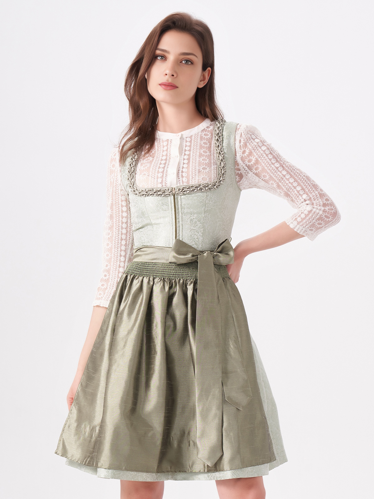 Dirndl in Altrosa – perfekt für romantische Anlässe