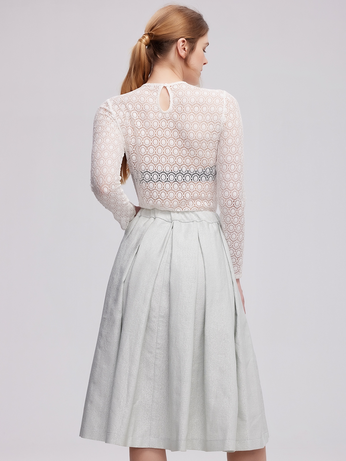 Modernes Dirndl in Grün