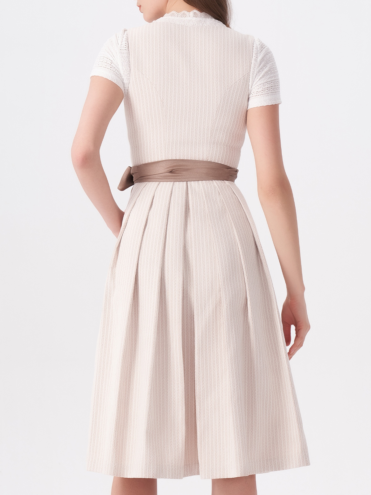 Langärmlige Dirndlbluse in Beige