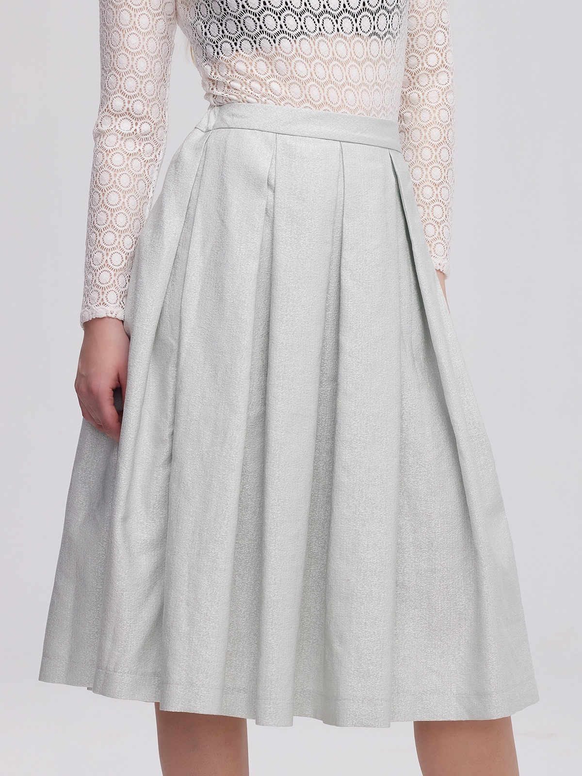 Dirndl Wildleder in natürlicher Umgebung