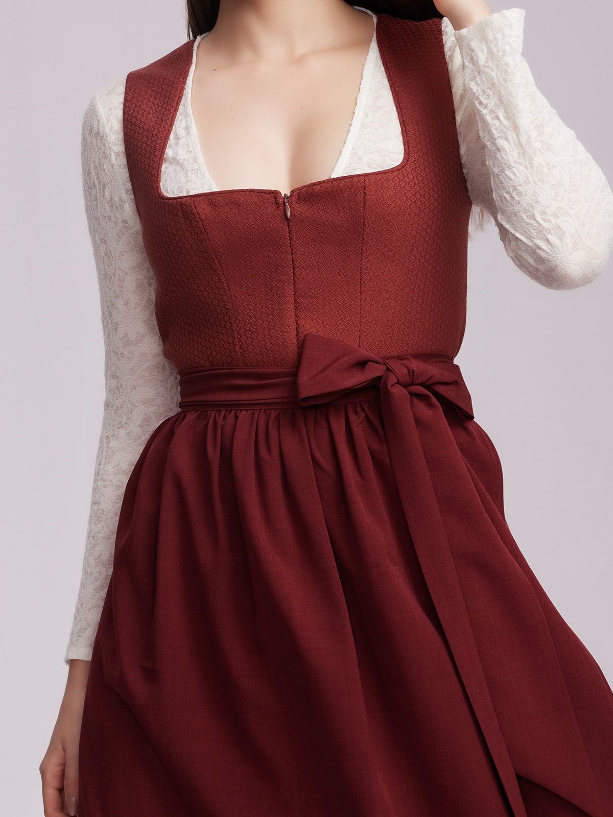 Dirndl Mini Damen in Rot – perfekt für festliche Anlässe